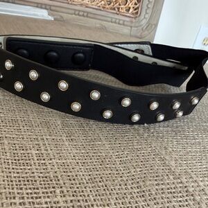 White House Black Market Black Pearl-Accent Stretch Belt